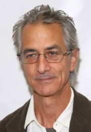 David Strathairn
