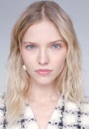 Sasha Luss