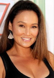 Tia Carrere