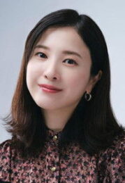 Yuriko Yoshitaka